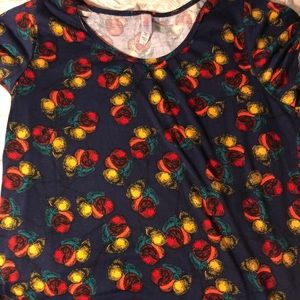 Large LulaRoe Classic T
